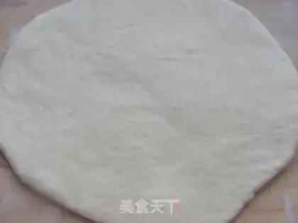 Make Tomato coconut rolls step 4