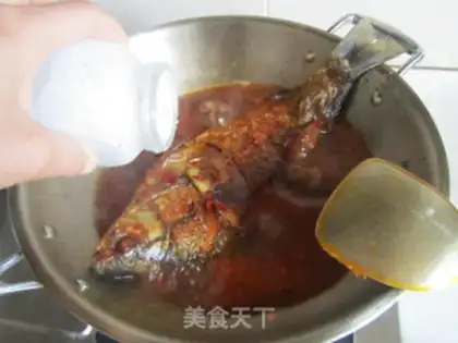 Make Bean petals burn the fish step 8