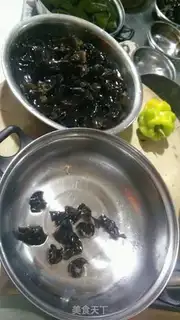 Make A cold black moor step 0