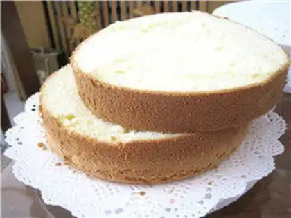 Make Butter fruit birthday cake step 4