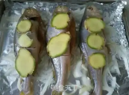 Make Roasted yellowfish step 2