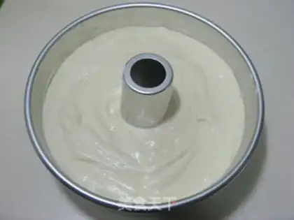 Make Coconut chime cake step 14