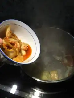 Make Bean tofu soup step 1