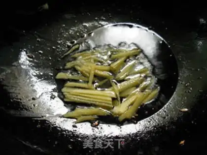 Make A cucumber-cracker step 2