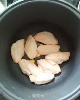 Make ♪ Taste the Coke chicken wings ♪ step 2