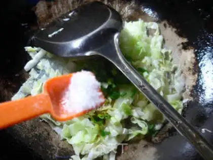 Make Pizza onions step 7