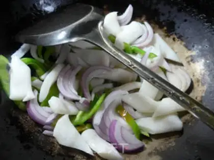 Make Pelican onions step 3