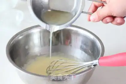 Make Coca-frozen rolls step 4