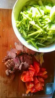 Make Celery tomatoes step 1