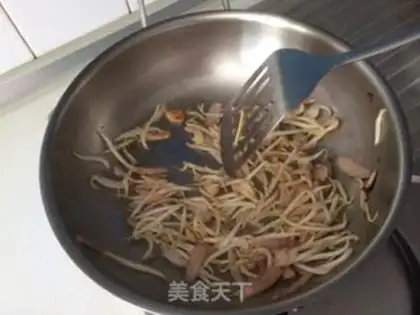 Make The prawns are good-looking step 3