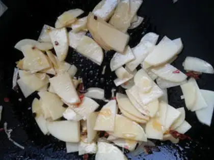 Make Pilliapple with potatoes step 4