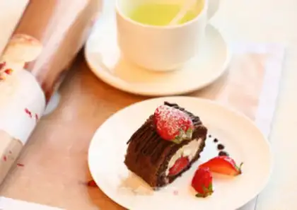Make Coca-frozen rolls step 31