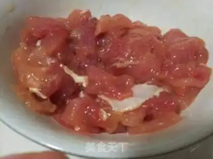 Make Autumn fried meat step 1