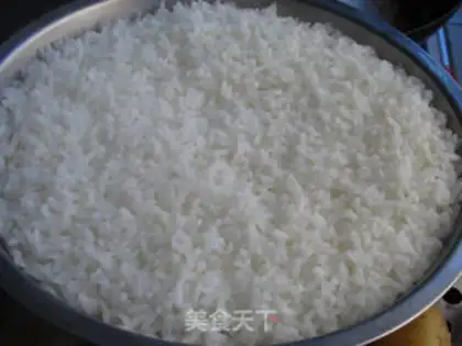 Make Cheesefishball rice step 2