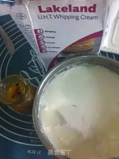 Make Brahma yogurt ice cream step 0
