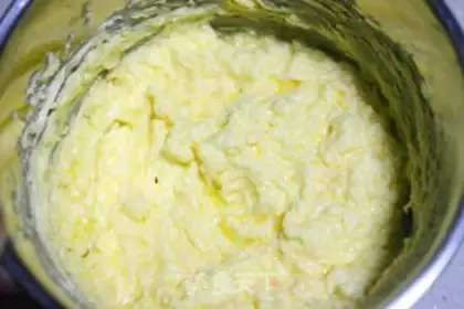 Make Banana walnuts, Permaphne step 3