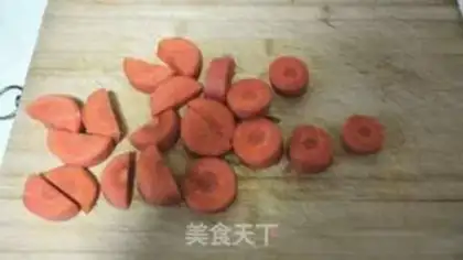 Make Carrot orange apple juice step 1