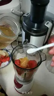 Make Carrot orange apple juice step 5