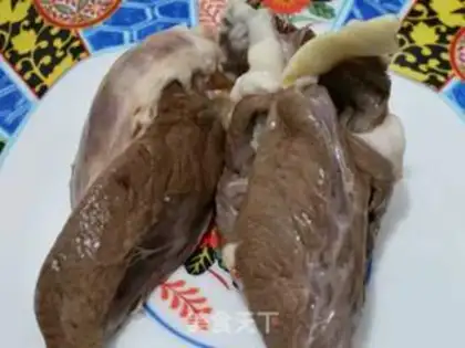 Make Twin peppers and pork hearts step 0