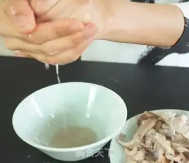 Make Korean seafood onions step 5