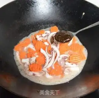 Make A radish meat bun step 10