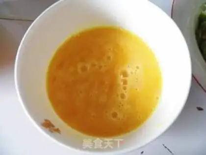 Make Autumn egg fried rice step 3