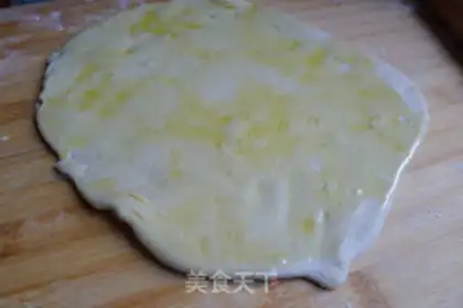 Make Scrambled onions step 4