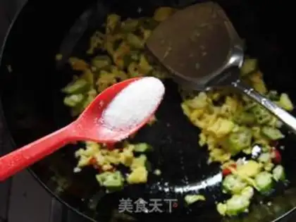 Make Autumn egg fried rice step 7