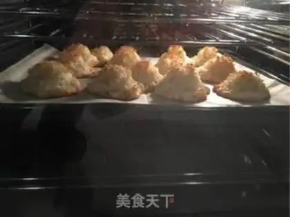 Make Coconut Macalon step 0