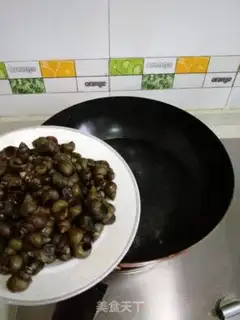 Make Snail pickles step 1