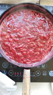 Make Strawberry sauce step 2