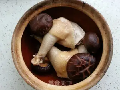 Make A chicken leg with mushrooms step 3