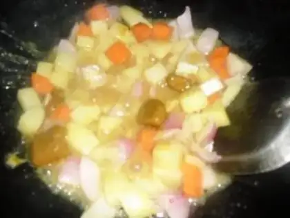 Make Curry potato chicken step 7