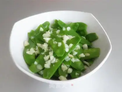 Make Garlic Dutch beans step 7