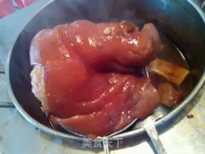 Make The foot of a pig step 3