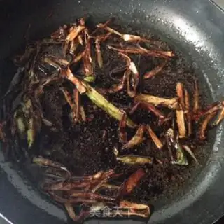 Make Onion noodles step 2
