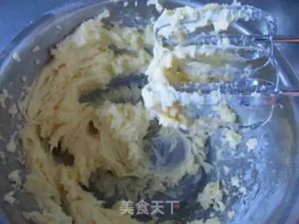 Make Hong Kong pineapple step 4