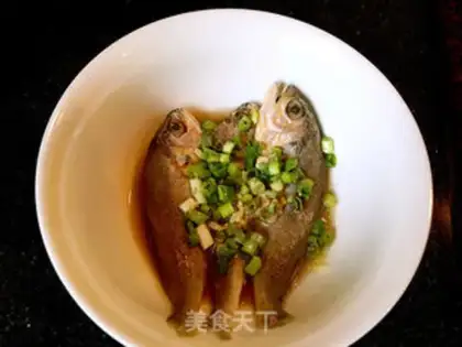 Make Dried yellow fish step 1