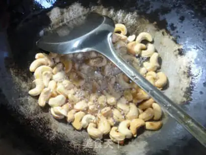 Make The moss cashew step 2