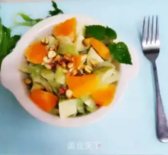 Make Waldorf salad step 4
