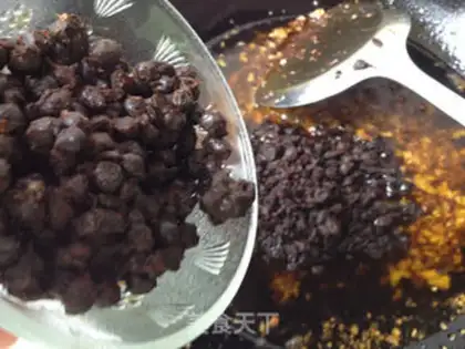 Make Homemade chili sauce step 7