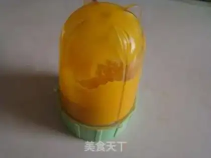 Make Mango frozen cheesemus step 1