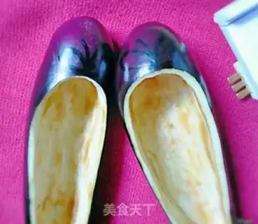 Make Cheese embroidery shoes step 4
