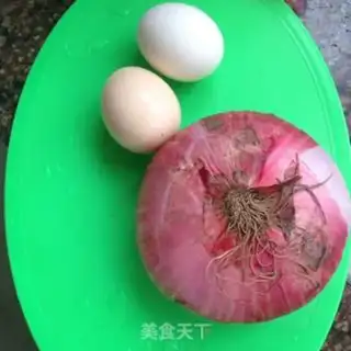 Make Onion fried eggs step 0