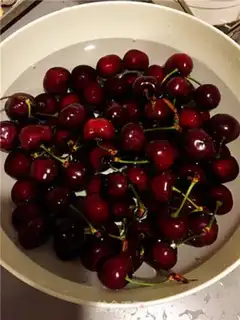 Make Cherry jam step 0