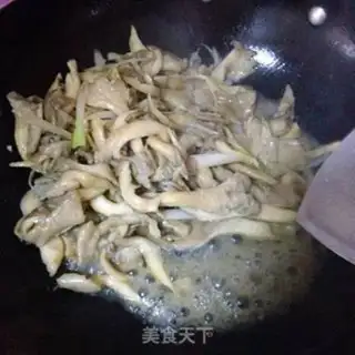 Make Scramble mushrooms step 3