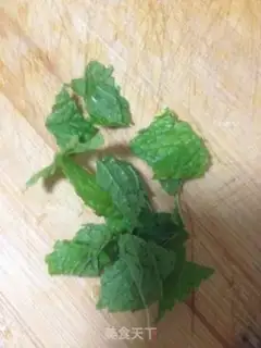 Make Mint mango shake step 2