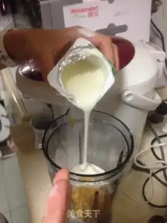 Make Mint mango shake step 3