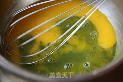 Make Tea strawberry rolls step 2