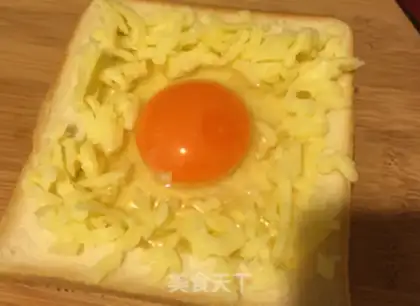 Make Eggs and toast step 3